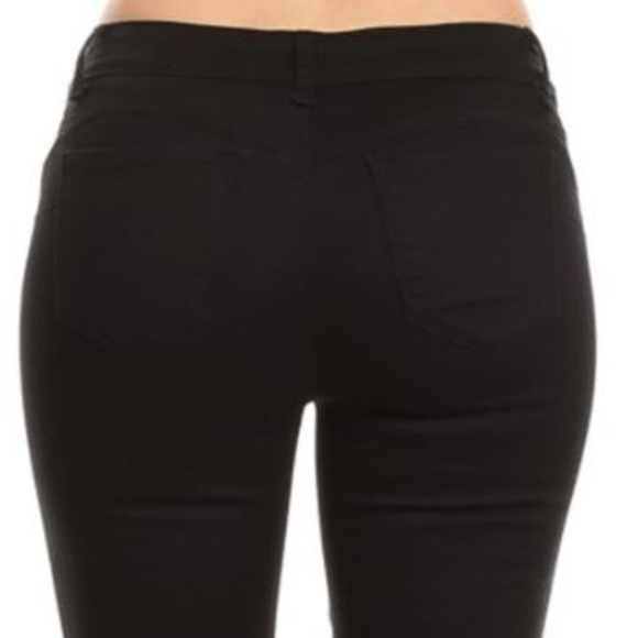 Harlow Skinny Jeans (Black) - Picture 3 of 5